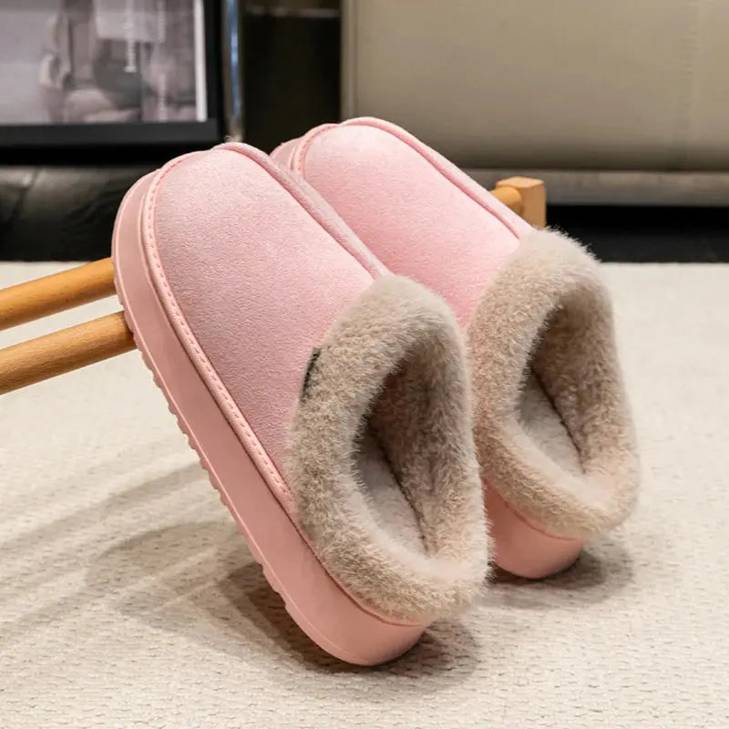 Nouvelles pantoufles moelleuses pour Femmes d'hiver avec semelle épaisse pour l'intérieur antidérapant et la chaleur à la maison avec doublure en fourrure à Prix Discount - Soldes-ShopOnline
