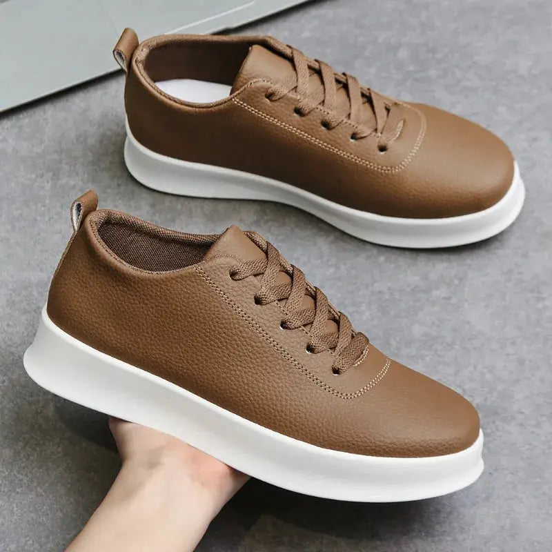 Nouvelles chaussures décontractées en cuir pour hommes Fashion Sneaker Classic street pour hommes Chaussures vulcanisées - Soldes-ShopOnline