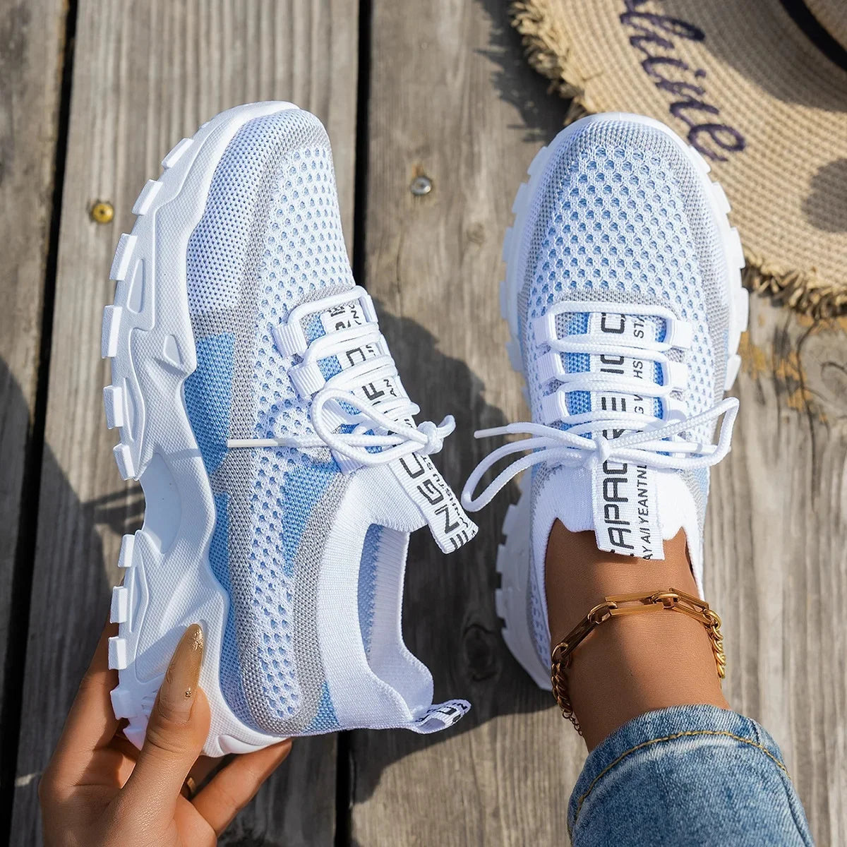 chaussures pour femmes Women’s Slip-On Baskets respirantes Chaussures Minces Été Casual Sneakers Semelles en caoutchouc épaisse Confortable Toutes les saisons Soldes-ShopOnline