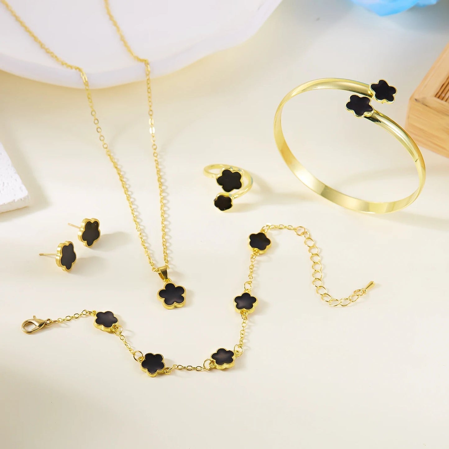 5pcs/set Colorful Enamel Plum Blossom Bracelets for Women Lucky Five Leaf Flower Necklace Earring Elegance Party Jewelry Gifts Soldes-ShopOnline